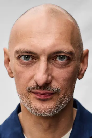 Александр Хошабаев